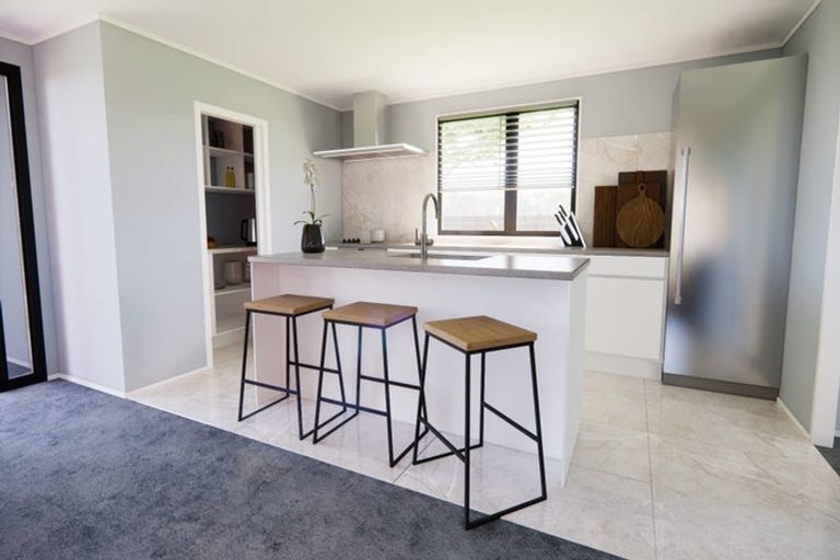 Photo of property in 35 Uatoto Road, Clarks Beach, 2122