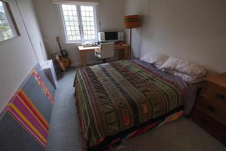 Photo of property in 21 Harland Street, Brooklyn, Wellington, 6021