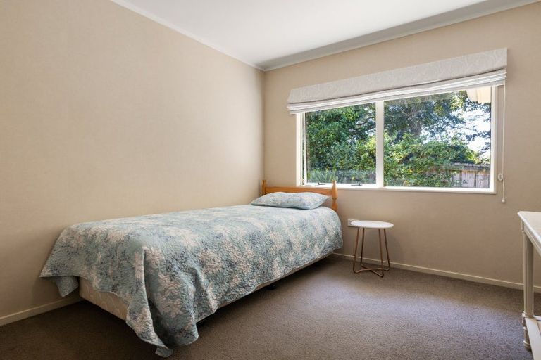 Photo of property in 32 Dixon Road, Fitzroy, Hamilton, 3206