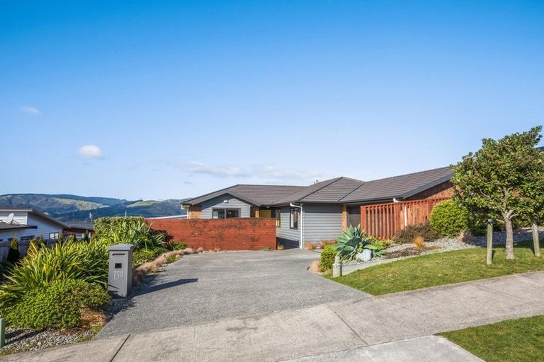 Photo of property in 134 Endeavour Drive, Whitby, Porirua, 5024