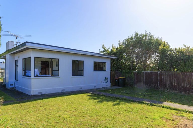 Photo of property in 23 Meadows Avenue, Waiwhetu, Lower Hutt, 5010