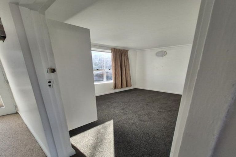 Photo of property in 102 Harbour Terrace, North Dunedin, Dunedin, 9016