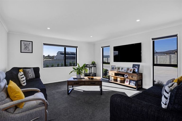 Photo of property in 20a Larlin Drive, Hawera, 4675