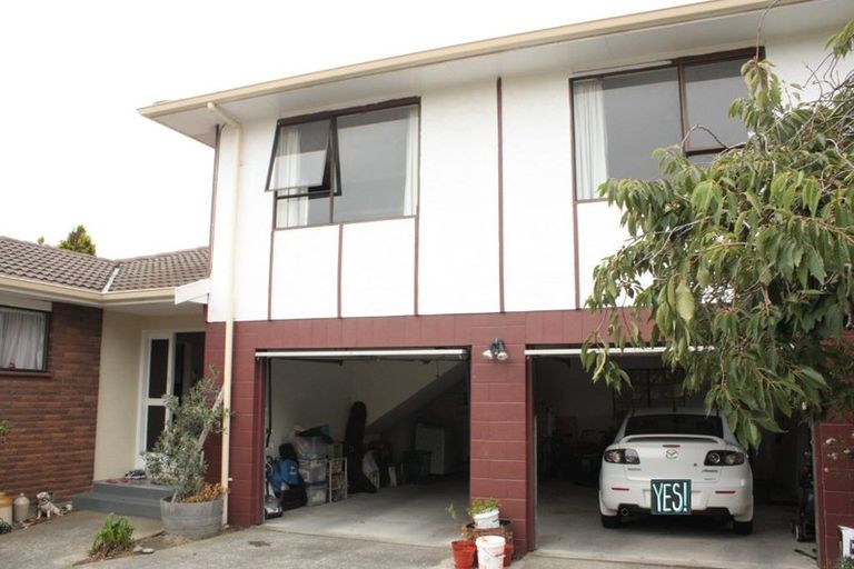 Photo of property in 29 Montclare Avenue, Ilam, Christchurch, 8041