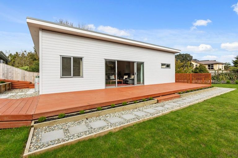 Photo of property in 6 Whenu Way, Bell Block, New Plymouth, 4312