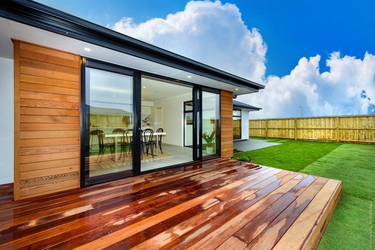 Photo of property in 5 Appaloosa Way, Rolleston, 7614