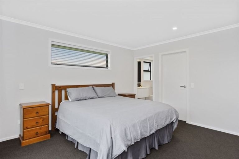 Photo of property in 101 Te Kio Crescent, Papamoa Beach, Papamoa, 3118