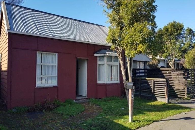 Photo of property in 96 Nursery Road, Phillipstown, Christchurch, 8011