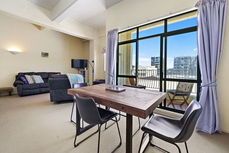 Photo of property in Tennyson Apartments, 14/25 Tennyson Street, Te Aro, Wellington, 6011