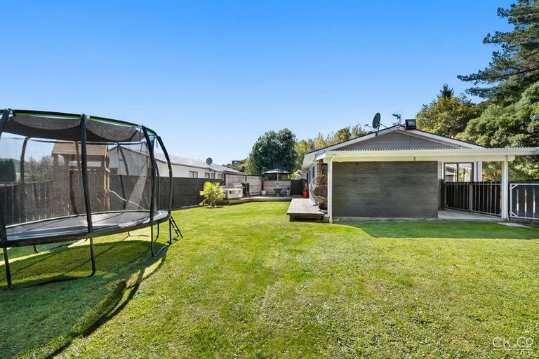 Photo of property in 11 Mcmanaway Grove, Stokes Valley, Lower Hutt, 5019