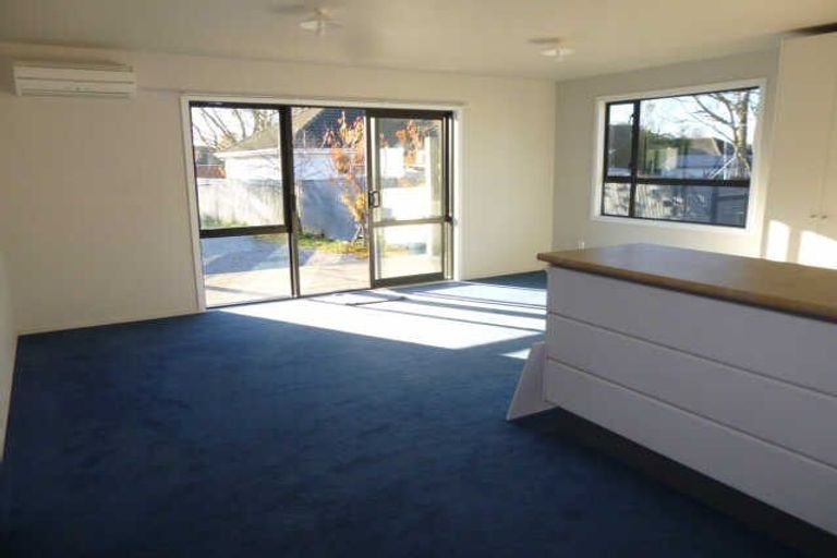 Photo of property in 15 Auburn Avenue, Upper Riccarton, Christchurch, 8041