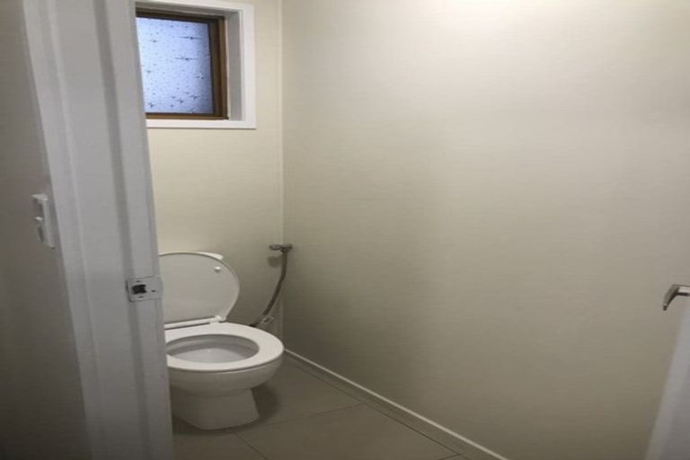 Photo of property in 11 Heathberry Close, Papatoetoe, Auckland, 2025