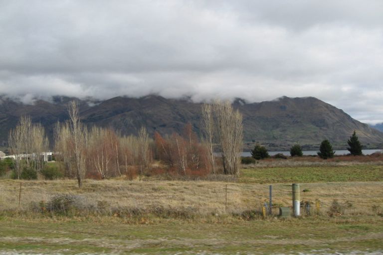 Photo of property in 282 Beacon Point Road, Wanaka, 9305