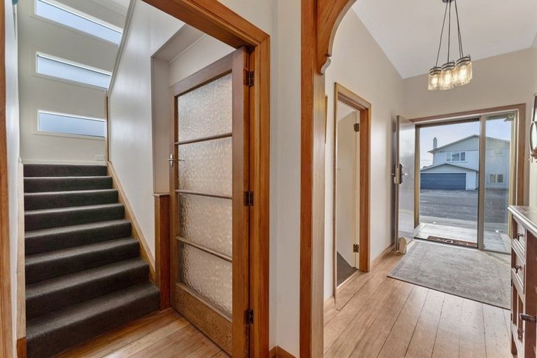 Photo of property in 7 Massey Street, Westown, New Plymouth, 4310