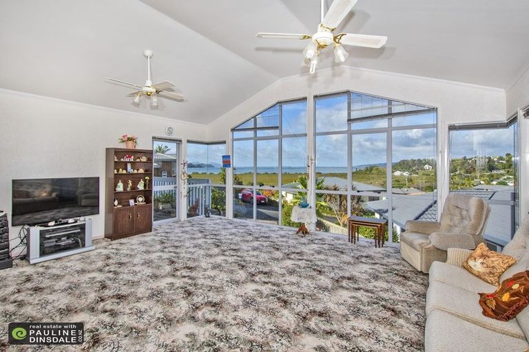Photo of property in 3 Seabreeze Place, Onerahi, Whangarei, 0110