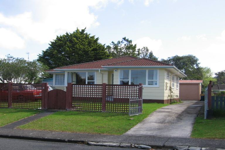 Photo of property in 30 Riverpark Crescent, Henderson, Auckland, 0610