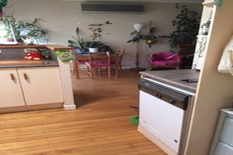 Photo of property in 2a Fenton Circus, Orakei, Auckland, 1071