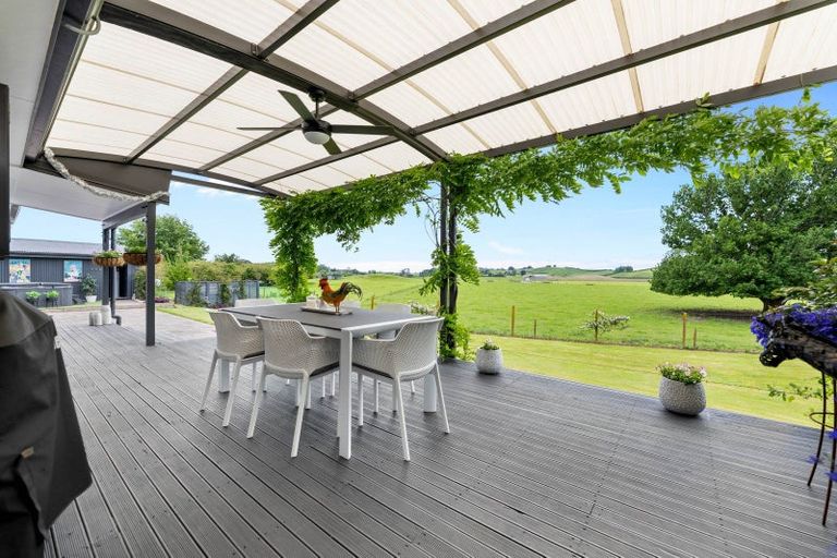 Photo of property in 15 State Highway 5, Tirau, 3410