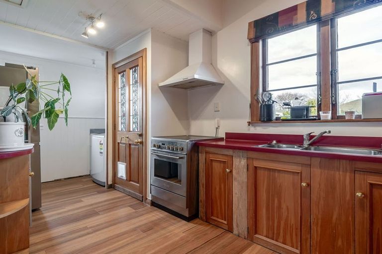 Photo of property in 27 Havill Street, Takaro, Palmerston North, 4410