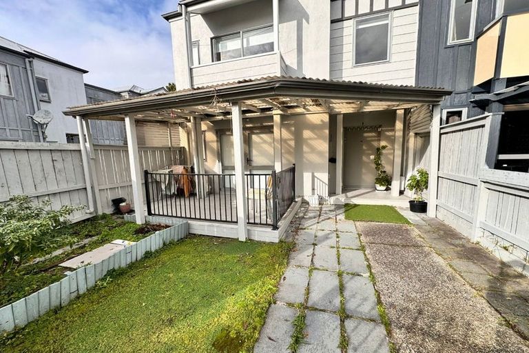 Photo of property in 38d Arawa Street, New Lynn, Auckland, 0600
