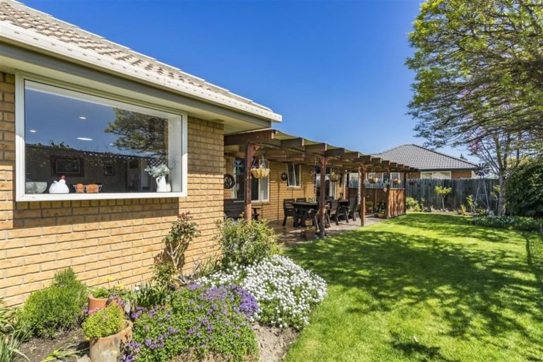 Photo of property in 32 Bella Rosa Drive, Hei Hei, Christchurch, 8042