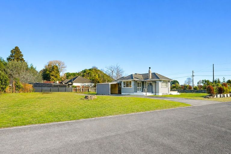 Photo of property in 2 Ngareta Road, Mourea, Rotorua, 3074