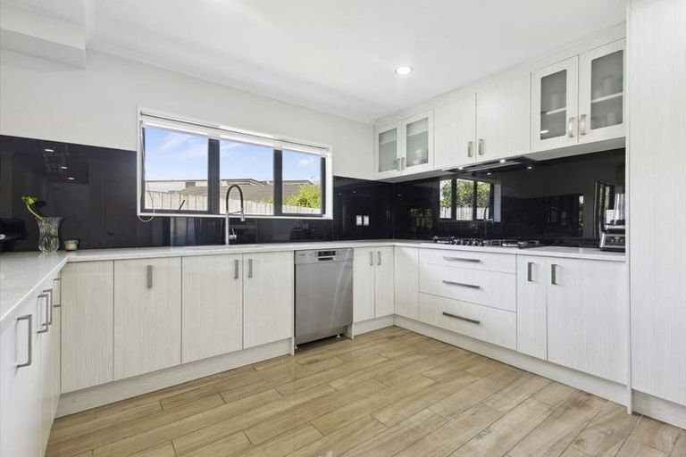 Photo of property in 166a Motatau Road, Papatoetoe, Auckland, 2025