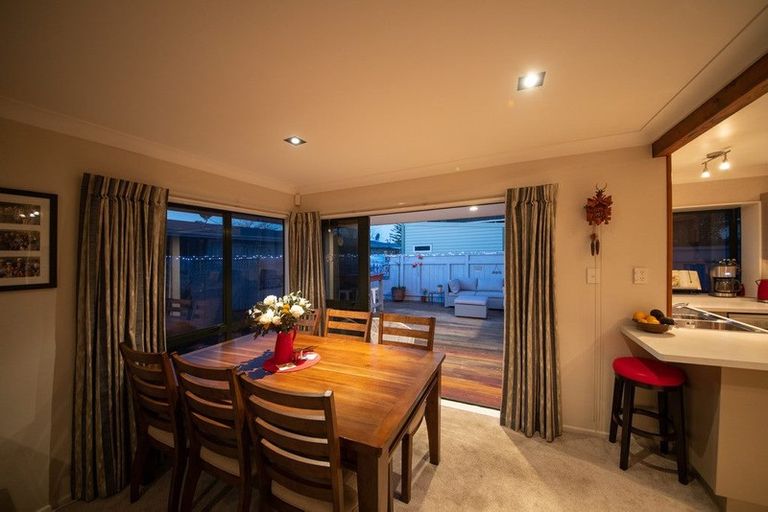Photo of property in 40a Kingswood Street, Takaro, Palmerston North, 4412