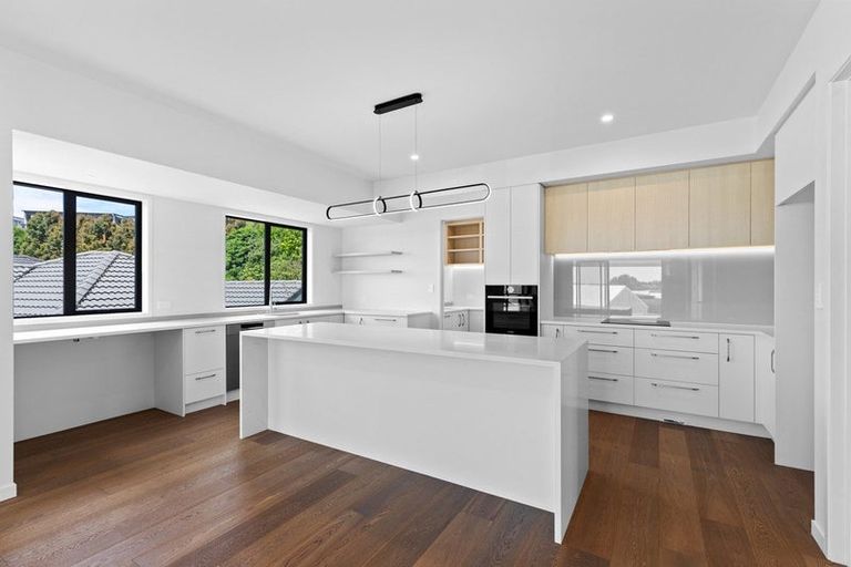 Photo of property in 10 Winspear Place, Omokoroa, 3114