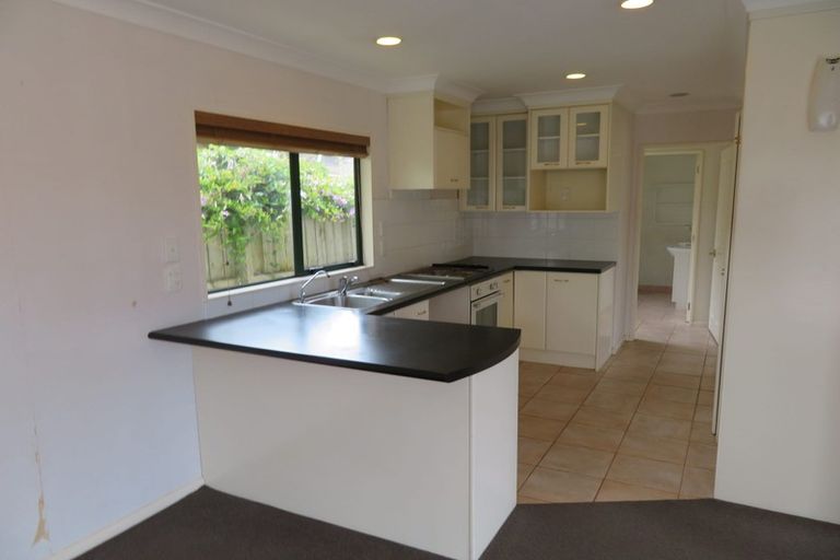 Photo of property in 38 Millhouse Drive, Northpark, Auckland, 2013