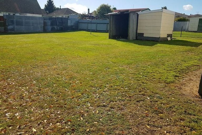 Photo of property in 6 Freyberg Terrace, Waipukurau, 4200