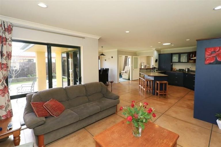 Photo of property in 23 Admiral Crescent, Flagstaff, Hamilton, 3210