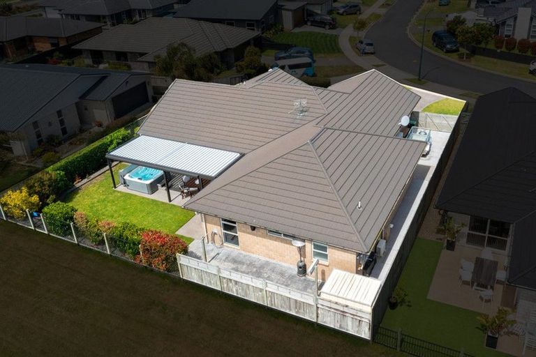 Photo of property in 30 Cupples Street, Papamoa Beach, Papamoa, 3118