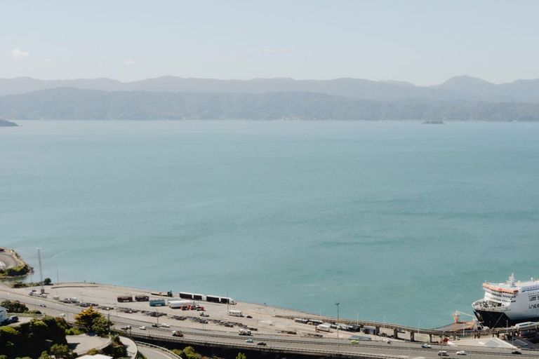 Photo of property in 30 Anne Street, Wadestown, Wellington, 6012