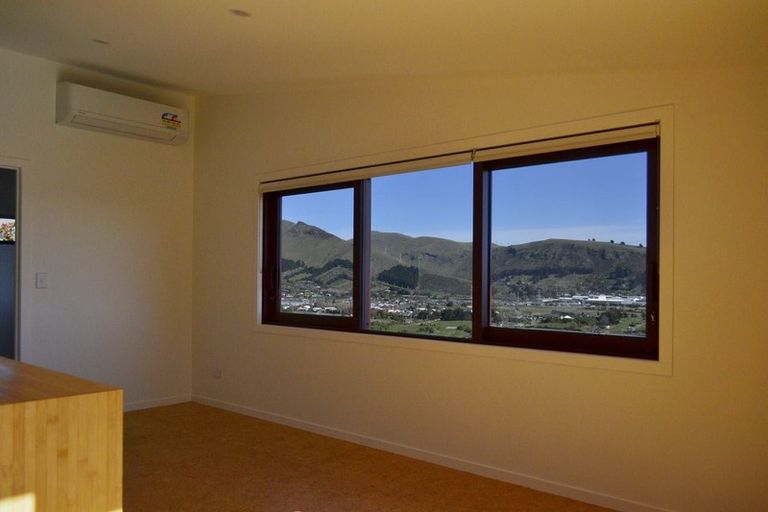 Photo of property in 9 Challis Place, Mount Pleasant, Christchurch, 8081