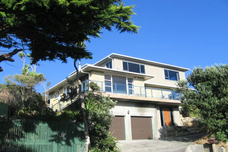 Photo of property in 1 Paua Place, Camborne, Porirua, 5026