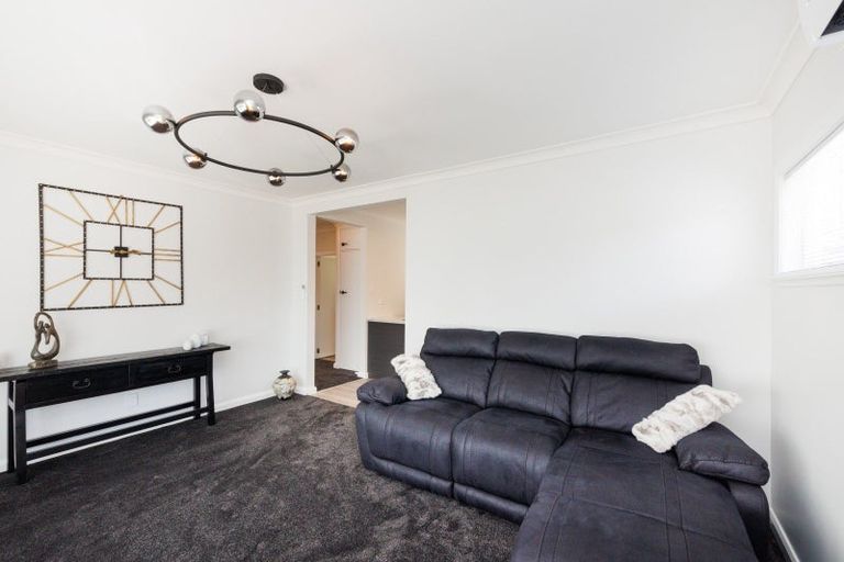 Photo of property in 6 Stirling Crescent, Hokowhitu, Palmerston North, 4410