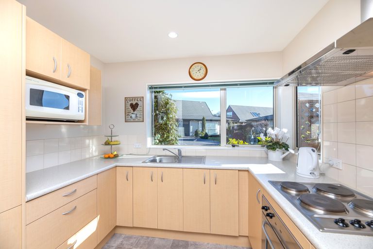 Photo of property in Rivertown Villas, 150 Williams Street, Kaiapoi, 7630