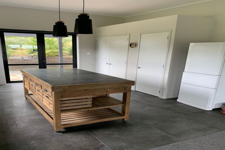 Photo of property in 247 Brookby Road, Brookby, Manurewa, 2576