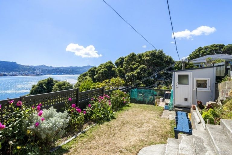 Photo of property in 14 Lindum Terrace, Roseneath, Wellington, 6011