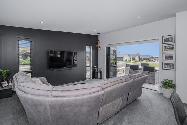 Photo of property in 17 Ataahua Views Terrace, Wharekaho, Whitianga, 3510