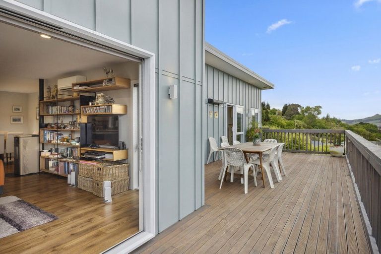 Photo of property in 12 Junction Road, Ravensbourne, Dunedin, 9022