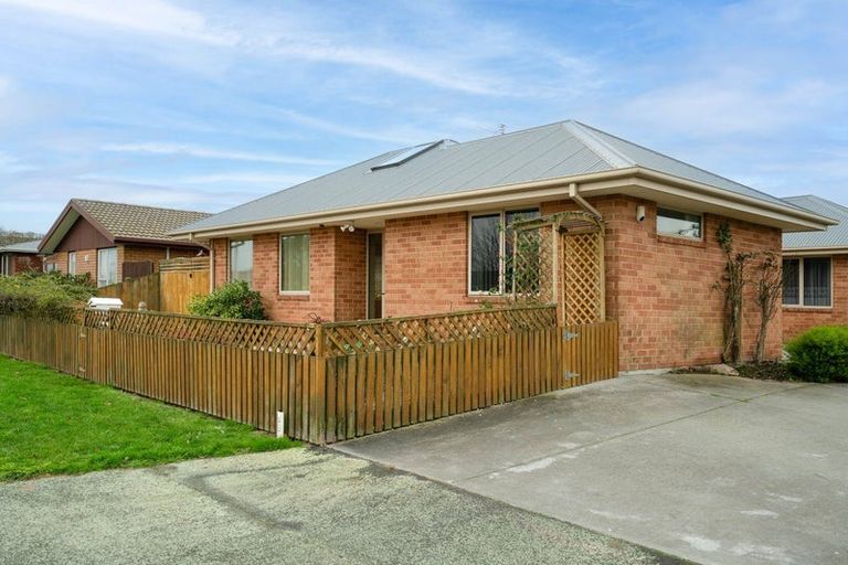 Photo of property in 1/37 Oakhampton Street, Hornby, Christchurch, 8042