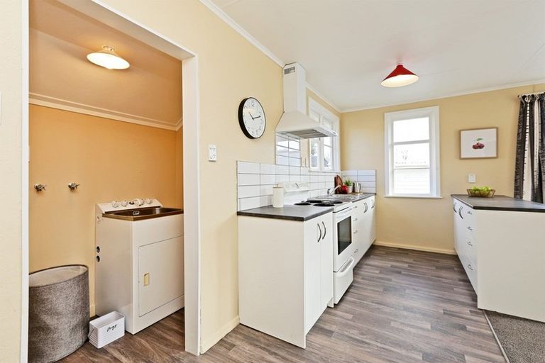 Photo of property in 14a Savage Crescent, Marewa, Napier, 4110