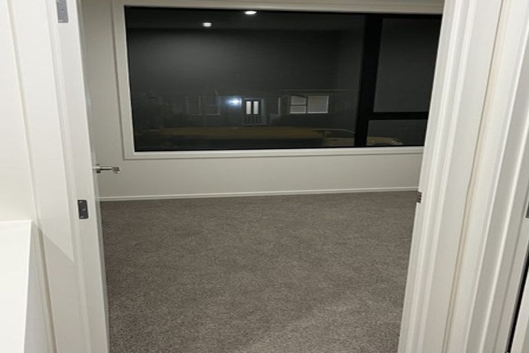 Photo of property in 19c Cuba Street, Petone, Lower Hutt, 5012