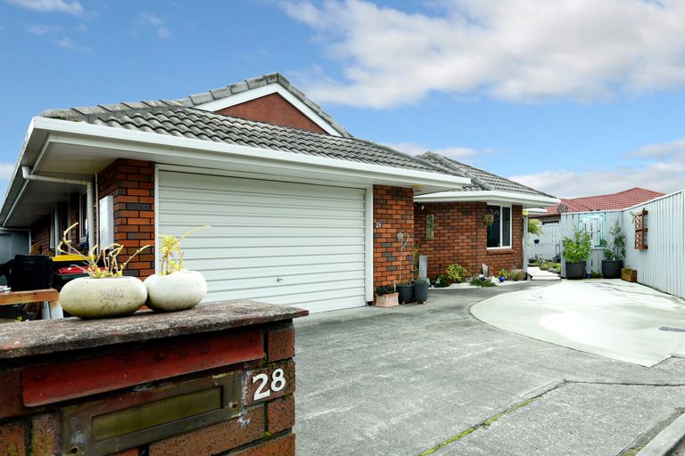 Photo of property in 28 Coleridge Place, Stoke, Nelson, 7011