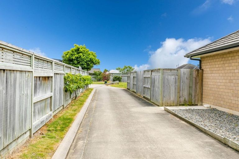 Photo of property in 19 Plescher Crescent, Leamington, Cambridge, 3432