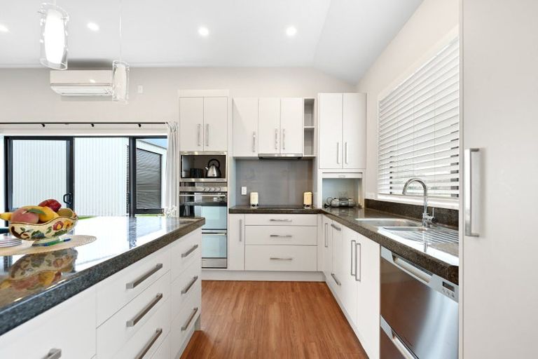 Photo of property in 47 Lake Road, Horsham Downs, Hamilton, 3281