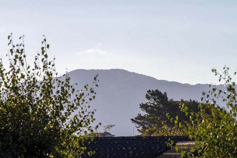 Photo of property in 6 Rewa Road, Raumati Beach, Paraparaumu, 5032