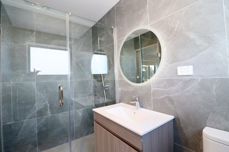 Photo of property in 8 Britannia Place, Half Moon Bay, Auckland, 2012